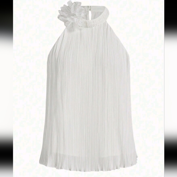 STEREO FLORAL TEXTURED SLEEVELESS BLOUSE - Picture 1 of 4